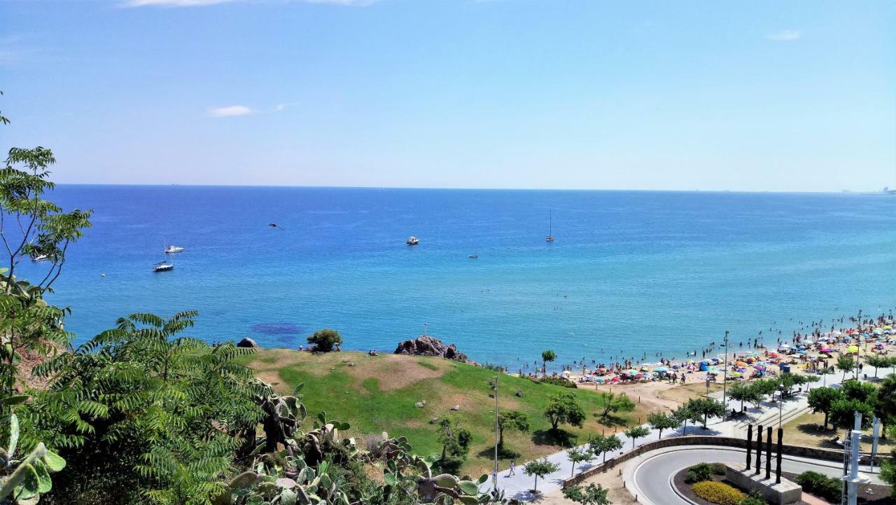 Carmen Seaview & Beach - Apartment Montgat Zewnętrze zdjęcie